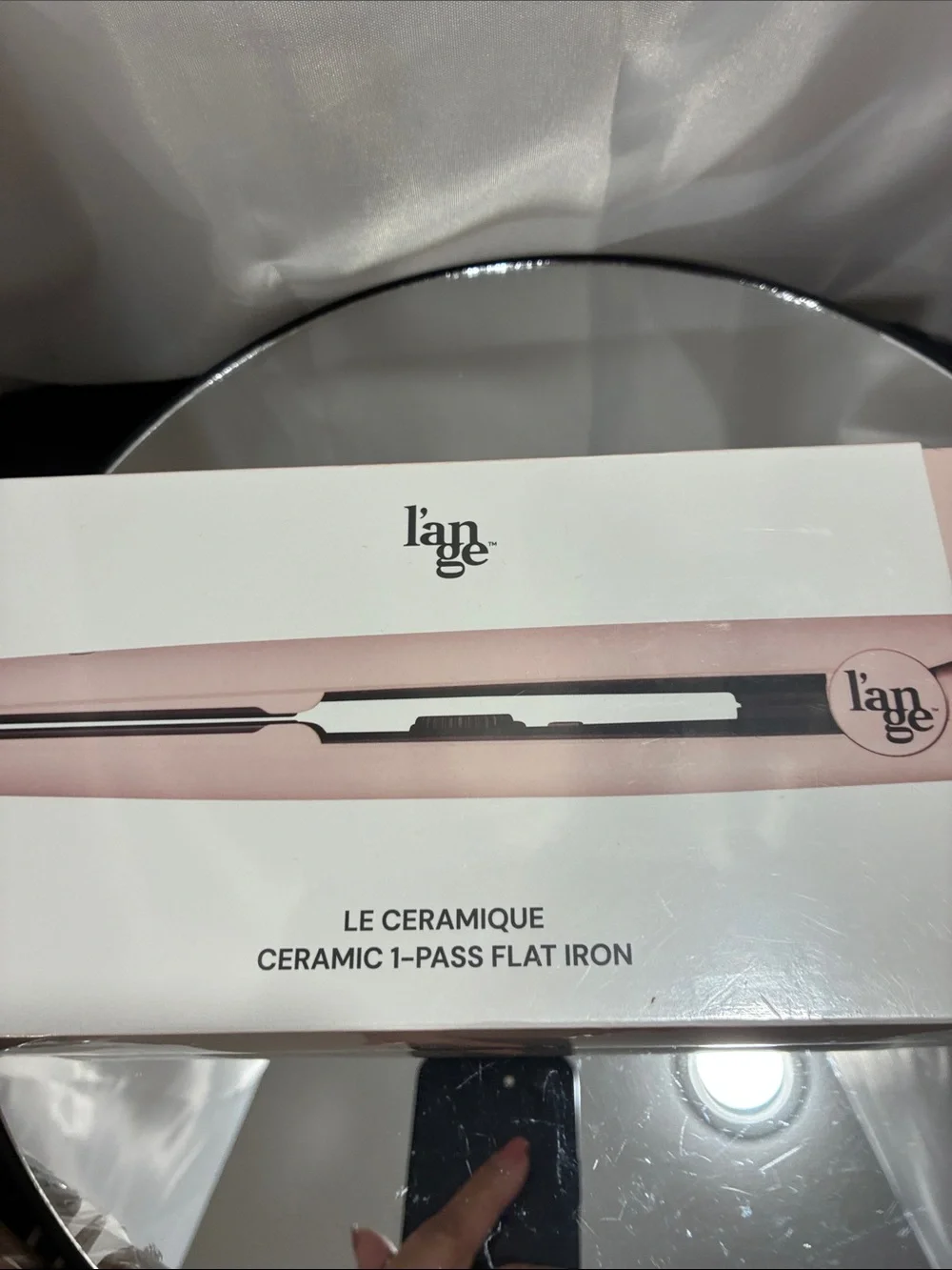 Le Ceramique flat iron & hair bundle products  NWT